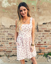 Load image into Gallery viewer, STEVE MADDEN: LEIA DRESS - FLOWER PETAL
