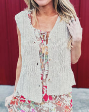 Load image into Gallery viewer, SADIE &amp; SAGE: ASHTIN CARDI VEST - TAUPE IVORY (M)
