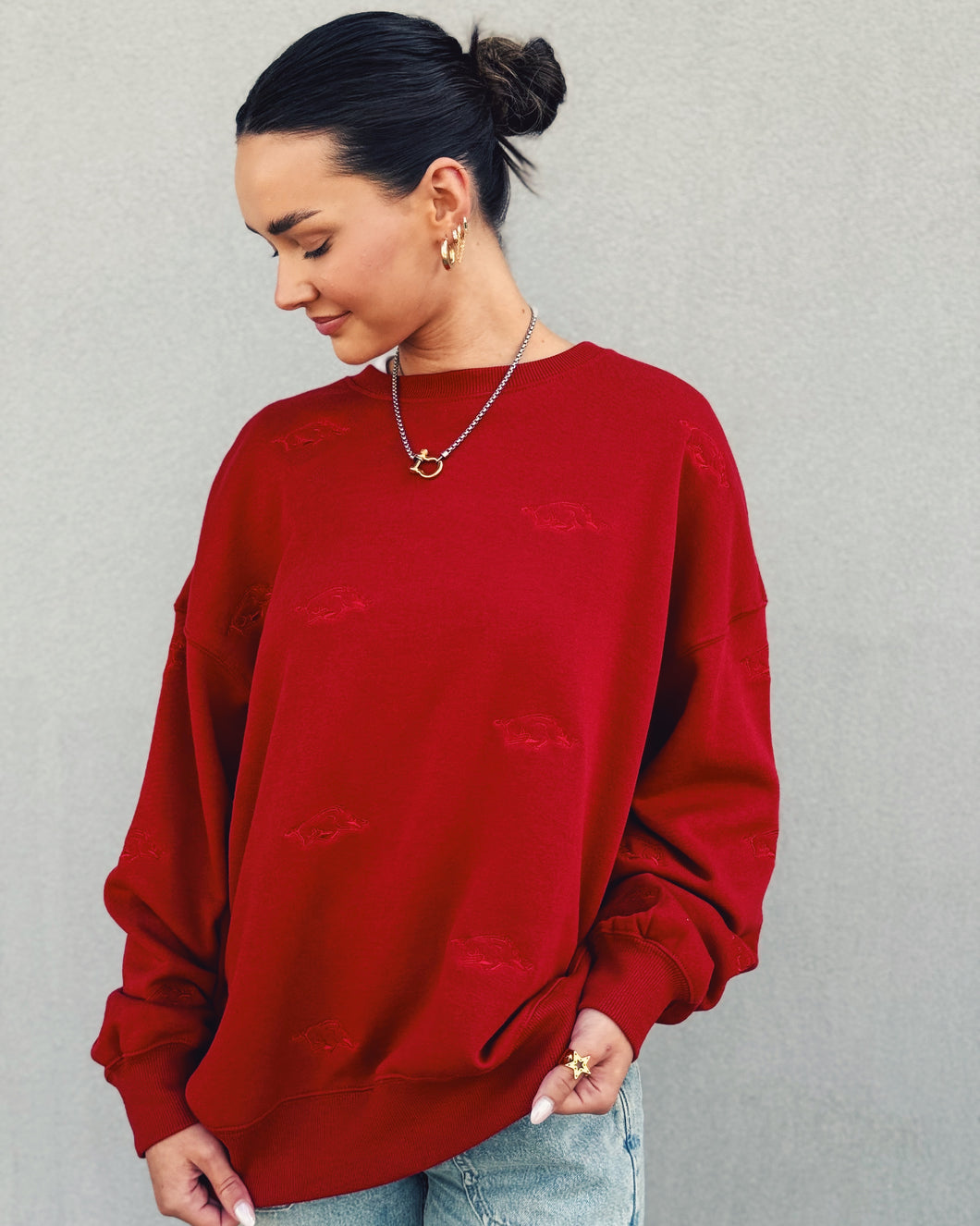 GAMEDAY SOCIAL: RAZORBACK EMBROIDERED SWEATSHIRT