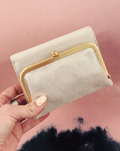 Load image into Gallery viewer, HOBO: ROBIN COMPACT WALLET - SAND SHIMMER
