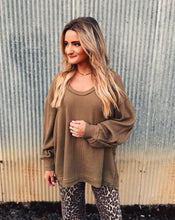 Load image into Gallery viewer, FREE PEOPLE: COAST 2 COAST THERMAL - OLIVE
