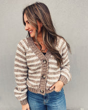 Load image into Gallery viewer, Z SUPPLY: ESTE METALLIC STRIPE CARDI - CAMPFIRE
