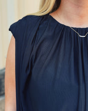 Load image into Gallery viewer, STEVE MADDEN: CHERRA TOP - BLACK
