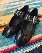 Load image into Gallery viewer, SHU SHOP: ASPEN FLAT - BLACK
