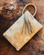 Load image into Gallery viewer, HOBO: SHEILA CLUTCH - SUNSET BANDANA
