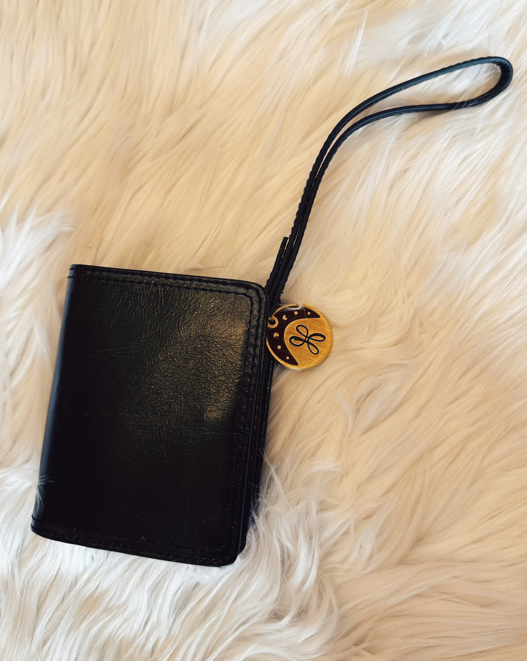 HOBO: COIN WRISTLET WALLET - BLACK