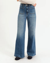 Load image into Gallery viewer, DAZE: FAR OUT HIGH RISE WIDE LEG - VINTAGE CITY

