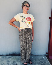Load image into Gallery viewer, LEOPARD FLOWY PANT - TAN (S)
