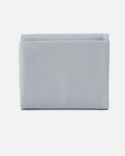 Load image into Gallery viewer, HOBO: FERN MEDIUM TRIFOLD WALLET - BLUE PEARL
