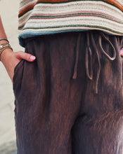 Load image into Gallery viewer, SADIE &amp; SAGE: SEPIA SKY PANTS - BRONZE OLIVE
