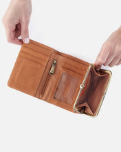 Load image into Gallery viewer, HOBO: ROBIN COMPACT WALLET - SADDLE
