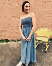 Load image into Gallery viewer, Z SUPPLY: BAYSIDE CHAMBRAY MAXI DRESS - MEDIUM CHAMBRAY
