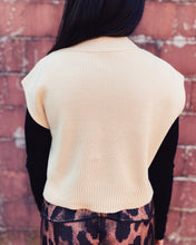 Load image into Gallery viewer, FREE PEOPLE: EASY STREET VEST - CREAM
