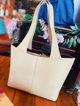 Load image into Gallery viewer, HOBO: VIDA TOTE - ALMOND
