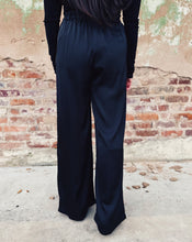 Load image into Gallery viewer, SADIE &amp; SAGE: ATELIER PANTS - BLACK

