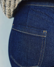 Load image into Gallery viewer, DAZE: FAR OUT HIGH RISE WIDE LEG - RINSE
