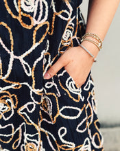 Load image into Gallery viewer, FUNKY FLORAL DRESS - BLACK
