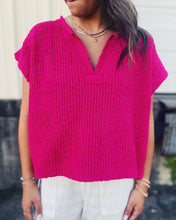 Load image into Gallery viewer, COLOR PUNCH KNIT VEST - MAGENTA
