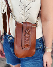 Load image into Gallery viewer, HOBO: EXPEDITON PHONE CROSSBODY - PECAN RIDGE
