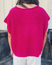 Load image into Gallery viewer, COLOR PUNCH KNIT VEST - MAGENTA
