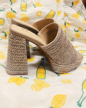 Load image into Gallery viewer, BC FOOTWEAR: WE FOUND LOVE PLATFORM SANDAL - RAFFIA
