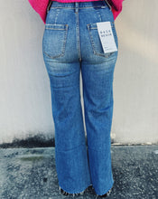 Load image into Gallery viewer, DAZE: FAR OUT HIGH RISE WIDE LEG - VINTAGE CITY
