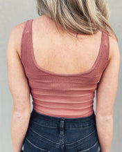 Load image into Gallery viewer, CATCH UP LAYERING TANK - ROSE
