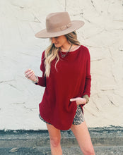 Load image into Gallery viewer, FREE PEOPLE: LATTE BLUES THERMAL SOLID RICHEST RED

