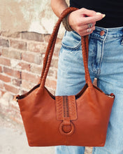 Load image into Gallery viewer, HOBO: FOUNDERY SMALL TOTE - KINDLING BROWN
