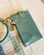 Load image into Gallery viewer, HOBO: RING CREDIT CARD WRISTLET - JADE
