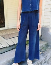 Load image into Gallery viewer, Z SUPPLY: SCOUT JERSEY DENIM PANT - INDIGO

