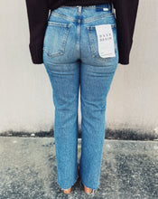 Load image into Gallery viewer, DAZE: SOHO RAW CUT ANKLE FLARE - VIXEN
