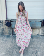 Load image into Gallery viewer, LUCY PARIS: AUGUSTA MIDI DRESS - WHITE FLORAL
