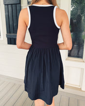 Load image into Gallery viewer, STEVE MADDEN: TOTTENHAM DRESS - BLACK/WHITE
