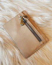 Load image into Gallery viewer, HOBO: EURO SLIDE CARD CASE - STONE GLOSS

