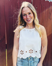 Load image into Gallery viewer, SADIE &amp; SAGE: PALIMINO EMBROIDERED SCALLOP TOP OFF WHITE
