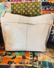 Load image into Gallery viewer, HOBO: PIER SHOULDER BAG - STONE GLOSS
