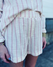 Load image into Gallery viewer, Z SUPPLY: MORNING STRIPE SHORT - BONE

