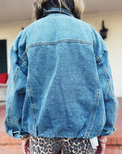 Load image into Gallery viewer, STEVE MADDEN: ALLYSON JACKET - BLUE
