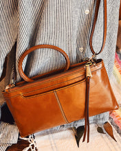 Load image into Gallery viewer, HOBO: SABLE CROSSBODY - TRUFFLE
