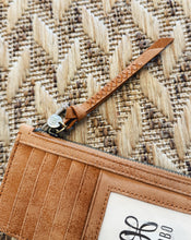 Load image into Gallery viewer, HOBO: CARTE CARD CASE - WHISKEY
