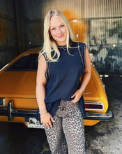 Load image into Gallery viewer, FREE PEOPLE: RIA TANK - BLACK (S)
