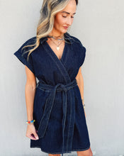 Load image into Gallery viewer, STEVE MADDEN: ODIE DRESS - WASHED DENIM
