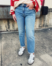 Load image into Gallery viewer, DAZE: REBEL MID RISE ANKLE SLIM STRAIGHT - REAL DEAL
