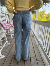 Load image into Gallery viewer, FREE PEOPLE: BREEZY DENIM PULL ON - DUSK
