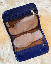 Load image into Gallery viewer, HOBO: BEAUTY COSMETIC CASE - WINTER VIOLET
