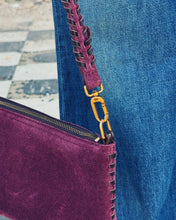 Load image into Gallery viewer, HOBO: DARCY CROSSBODY - DARK CHERRY
