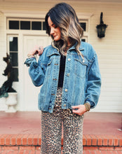 Load image into Gallery viewer, STEVE MADDEN: ALLYSON JACKET - BLUE

