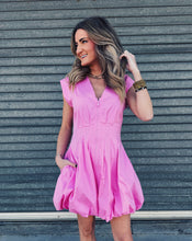 Load image into Gallery viewer, STEVE MADDEN: GALE DRESS - PINK TAFFY
