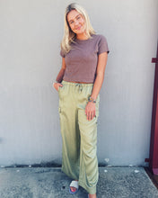 Load image into Gallery viewer, Z SUPPLY: RENEGADE WIDE LEG CARGO PANT - MEADOW
